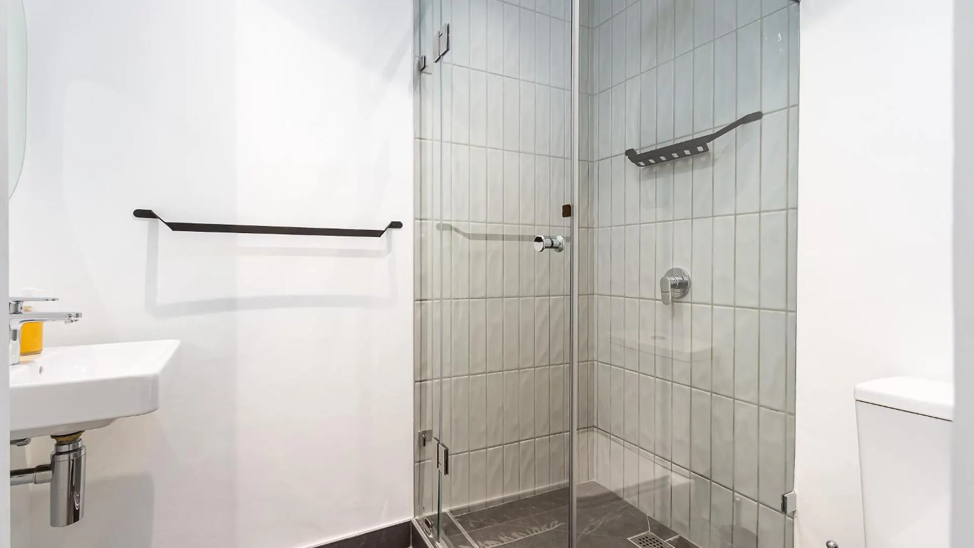 Live With Passion - 1 Bedroom With Stunning Views Cape Town 0*,  Güney Afrika