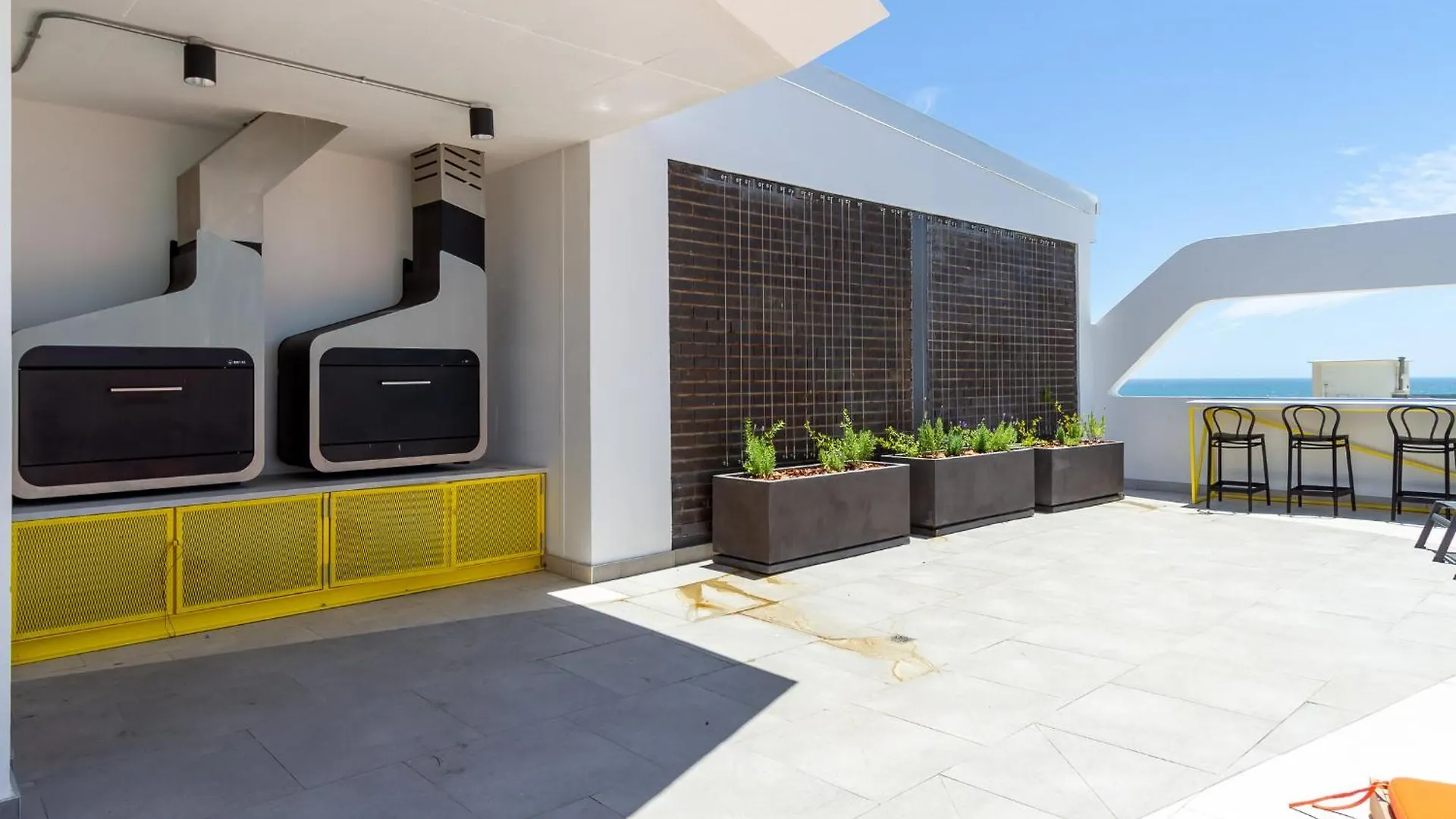 Live With Passion - 1 Bedroom With Stunning Views Cape Town
